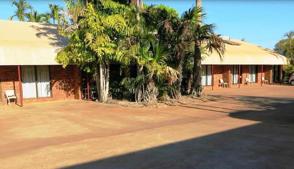 Contour Hotel Katherine Exterior photo